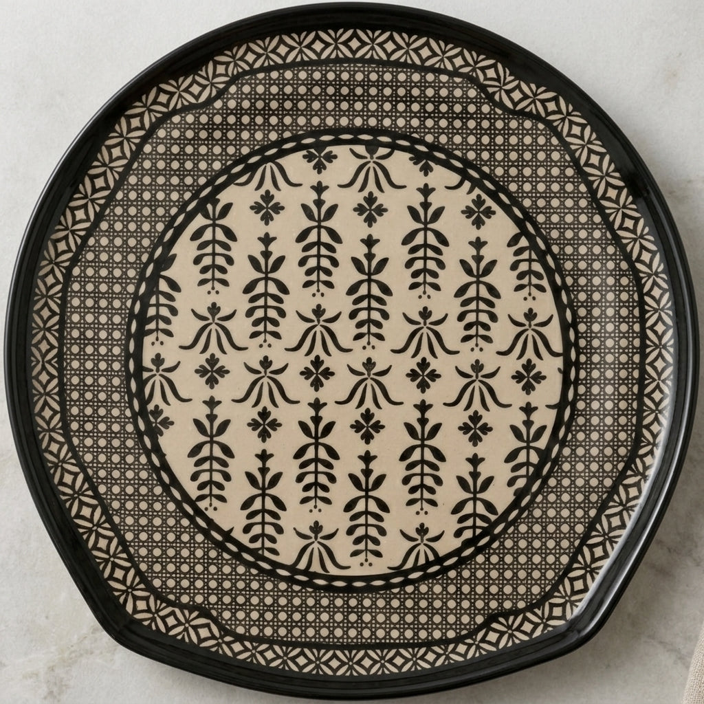 Onyx & Cream Intricate Botanical Scalloped Plates - Set of 4